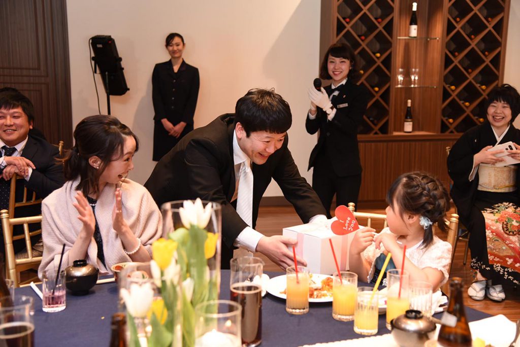 挙式は絶対に「白いチャペル」で