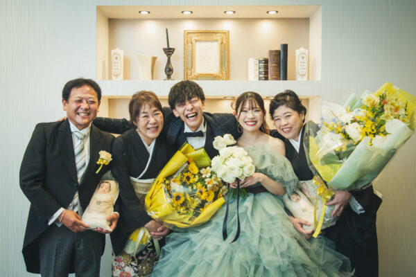 想いを花束にのせて―感謝と絆が彩る結婚式