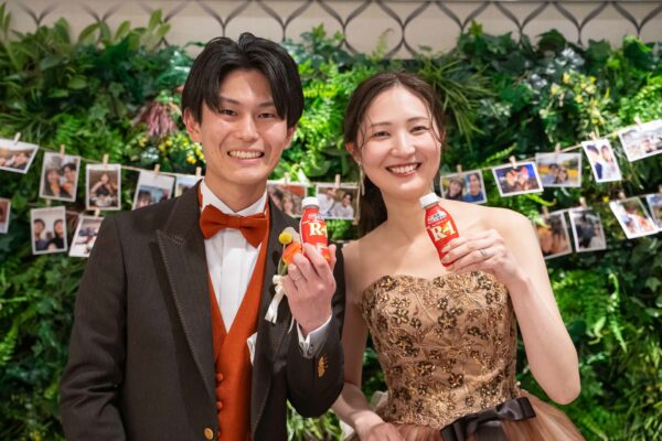 大学時代からの絆を胸に -大切な人たちと笑顔を分かち合う温かな結婚式-