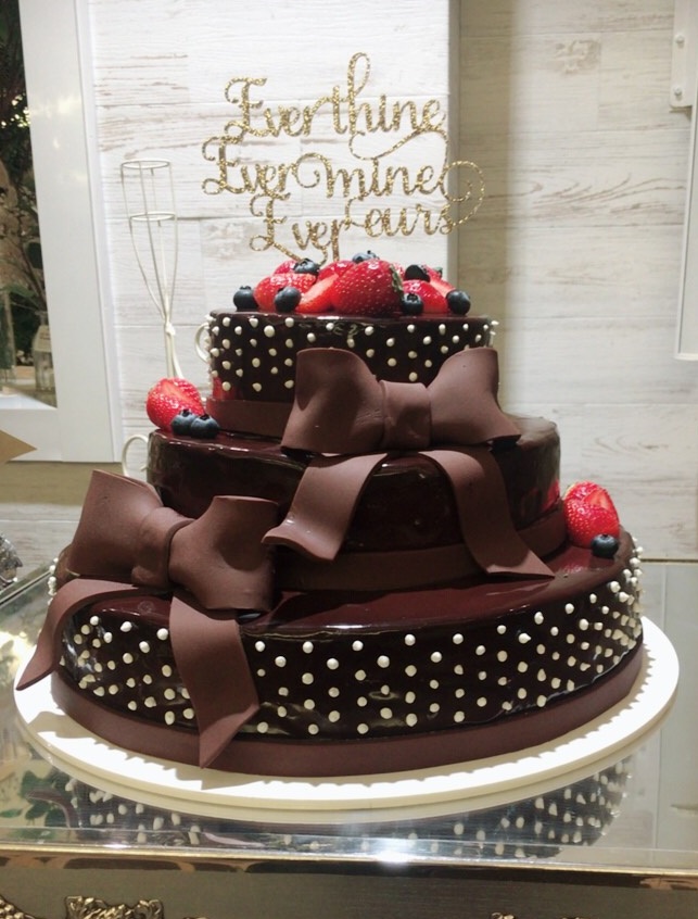 デザイン様々 ウェディングケーキ ラヴィール岡山 岡山駅前の結婚式場 デザイン様々 ウェディングケーキ ラヴィール岡山 岡山駅前の結婚式場